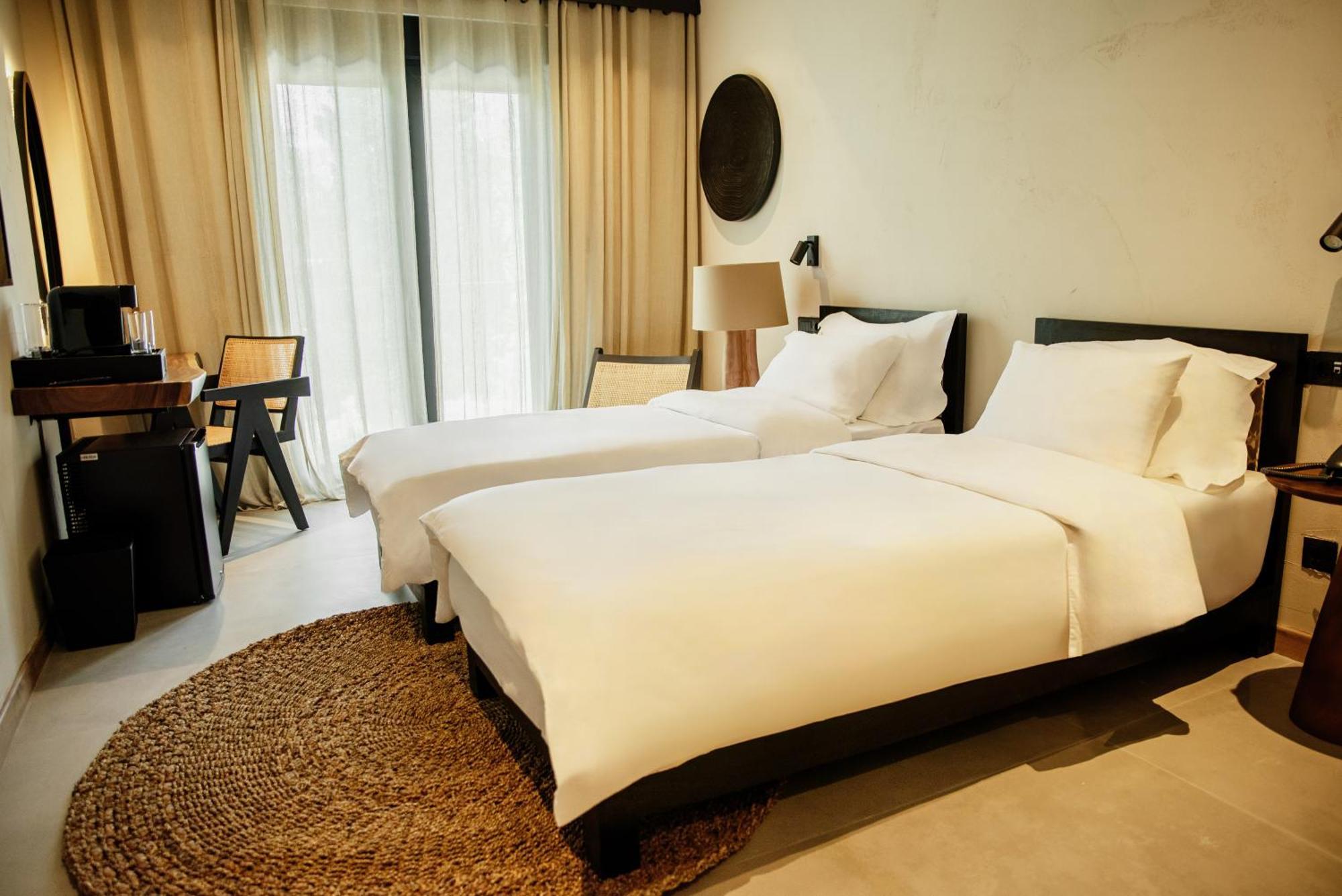 Hotel 1920 พอดโกริกา ภายนอก รูปภาพ