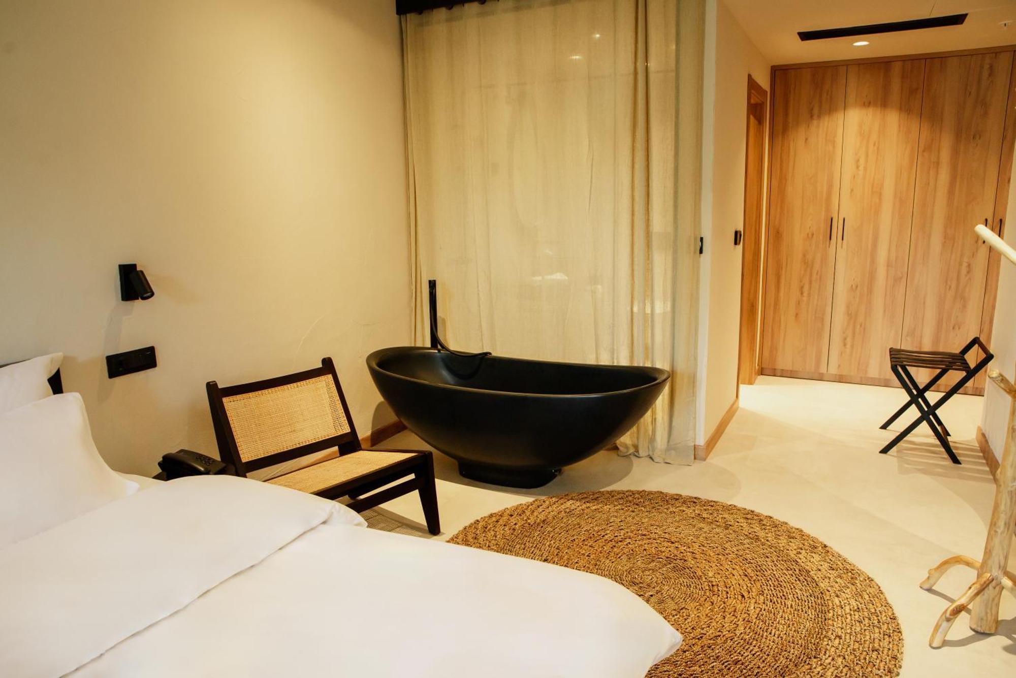 Hotel 1920 พอดโกริกา ภายนอก รูปภาพ